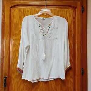 Beautiful Rocks & Indigo beaded 100% cotton top size medium.